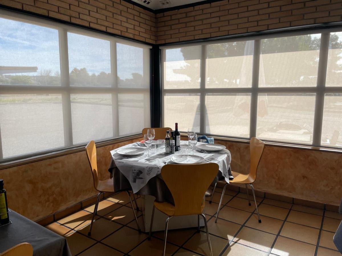 Hotel Aragon La Puebla De Alfinden 외부 사진